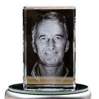 Cube de cristal personnalisé gravé au laser en 3D avec style vintage pour la décoration de la maison et les familles et les animaux de compagnie
