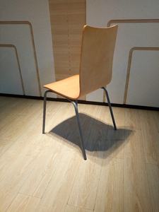 Silla de Estudio Moderna de Acero para Aula Escolar, Apilable y Ergonómica, en Oferta - Product Image 2