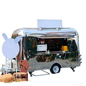 Remolque de Comida Redondeado, Fabricado con Acero Inoxidable con Acabado Espejo, con Ventana de Servicio Abierta para la Venta de Café y Aperitivos - Product Image 4