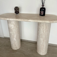Table console SHENGLIN de luxe moderne avec plateau ovale en marbre naturel et bases en colonnes de travertin pour entrée, villa, hôtel et couloir