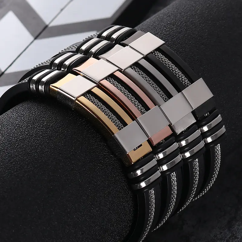Les bracelets européens et américains en acier au titane et au silicone sont populaires et à la mode pour les bracelets pour hommes
