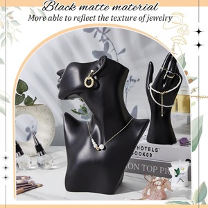 Set de Exhibición de Joyería con Maniquíes: Incluye Busto de Boutique, Soporte para Pendientes, Exhibidor de Mano, Soporte para Pulseras y Anillos - Product Image 5