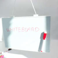 Tableau blanc effaçable à sec format A4, petit, portable, pas cher, mini tableau blanc pour enfants et étudiants avec cordon de suspension et aimant
