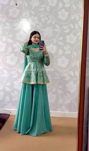 Conjunto de 3 piezas Aara Fashion: Top, pantalón Farshi y Dupatta para mujer, de seda, largo hasta el suelo, con bordado elegante, de algodón, de secado rápido, ideal para fiestas. - Product Image 3