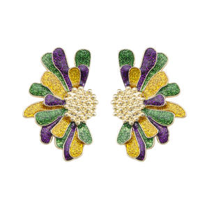 Mardi Gras Vert Jaune Violet Goutte À Goutte D'huile Fleur Émail Cowboy Chapeau Bottes Dangle Boucle D'oreille - Product Image 4