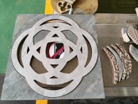 Machine de découpe à jet d'eau industrielle L3020 pour motifs artistiques en marbre, médaillons et carreaux de porcelaine