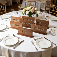 Panneau de table en bois personnalisé découpé au laser avec lettres en relief pour restaurant, mariage, événementiel