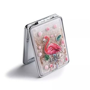 Espejo de Maquillaje Portátil con Logotipo Personalizado Win Sun, Espejo Compacto de Doble Cara con Flores Secas y Diseño Creativo de Arena Movediza - Product Image 1