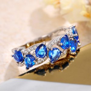 Anello Q449 con Zaffiro a Forma di Fiore in Oro Bianco, Taglio a Pera con Incastonatura Pavé, Anello di Fidanzamento con Gemma per Donna - Product Image 2