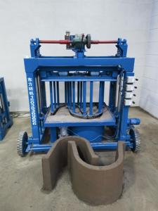 Máquina de fabricación de <span class=keywords><strong>canales</strong></span> de riego en forma de U de hormigón prefabricado con longitud de apertura de máquina de moldeo de alcantarilla de inspección de cemento de 800mm - Product Image 6