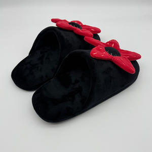 Nuevo Peluche de Invierno de la Historia Extraña, Muñeco de Peluche de Flor Comedora de Hombres, Terciopelo Súper Suave y Cálido, Venta al por Mayor - Product Image 5