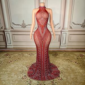 ชุดเดรสออกงานยาวสีแดงเซ็กซี่ ผ่าข้างสูง ประดับคริสตัล เหมาะสำหรับงานแต่งงาน งานพรอม งานเลี้ยง  คอลเลคชั่นใหม่จาก ZD - Product Image 1