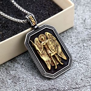 Collier pendentif ange Saint Michel en acier inoxydable pour homme, design rectangulaire avec ailes, bijou cadeau rétro - Product Image 2