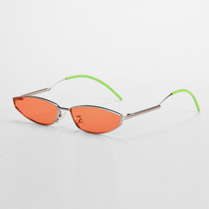 Gafas de Sol de Moda 2021, Lentes con Diseño Oceánico, Montura Metálica Irregular Pequeña, Protección UV400, Estilo Ojo de Gato Rojo - Product Image 2
