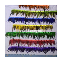 Plumes d'oiseaux longues et pointues teintes, artisanat fait main Soraj Enterprises, décorations créatives pour la maison et les fêtes de mariage, centres de table