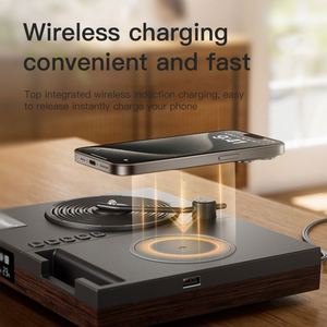 Chargeur sans fil de style tourne-disque rétro avec affichage numérique et deux modes de charge - Product Image 2