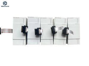 Módulo PLC FX5-16EX/ES, Controlador Lógico Programable, Módulo de Control Industrial, Módulo de Entrada Digital, Componente de Automatización Industrial - Product Image 1