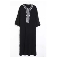 2025 New Casual Herren Thobe Robe Herren Langhemd Muslim Besticktes Hemd Islamische Kleidung Arab Saudi Fashion Thawb Robe
