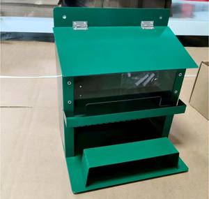 Mangeoire à écureuils d'extérieur à succès (nouveau style) - Conception en métal écologique pour le camping en forêt et l'alimentation des animaux sauvages - Product Image 3