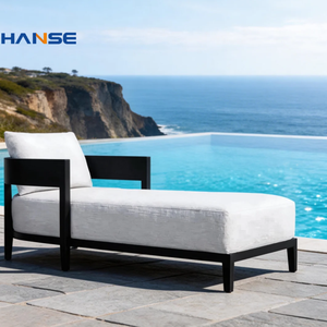 Chaise longue de luxe noire pour salon d'hôtel, au bord de la piscine, <span class=keywords><strong>en</strong></span> <span class=keywords><strong>aluminium</strong></span> thermolaqué, avec coussins - Product Image 1