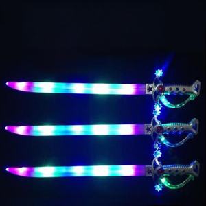 Jouets LED pour enfants 2025 : Épée lumineuse sonore et musicale, couteau <span class=keywords><strong>requin</strong></span> à induction lumineuse, épée large peinte par pulvérisation en plastique – Jouets pour enfants - Product Image 4