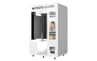 Cabina de Fotos Comercial DOLA con Cámara DSLR, Impresión Instantánea, Capacidad para 15 Personas, Diseño Interactivo, Wi-Fi y Bluetooth