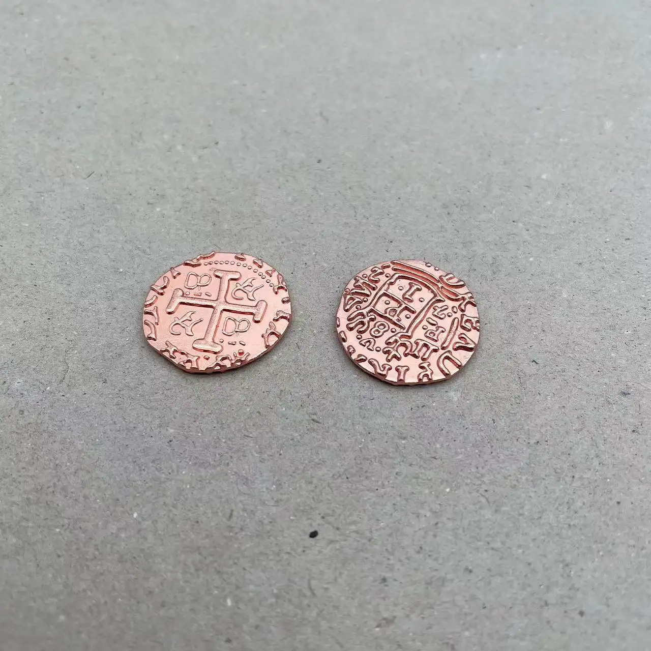 Monete da gioco in metallo prezzo più economico oro e argento multi-size metallo antico pirata monete per il gioco
