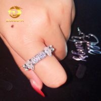 Bague de fiançailles pour homme en argent 925, entièrement pavée de moissanite, design griffes de vampire, prête à l'emploi, bijoux Iced Out