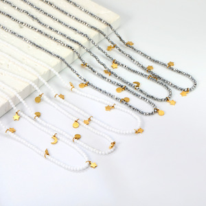 สร้อยคอประดับลูกปัดสไตล์มินิมอลแบบยุโรปอเมริกันสำหรับผู้หญิง ประดับมุกเทียมรูปดาวและพระจันทร์ สร้อยคอคล้องไหปลาร้า ของขวัญเครื่องประดับ - Product Image 1