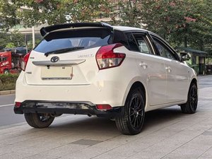 <span class=keywords><strong>Toyota</strong></span> Yaris <span class=keywords><strong>L</strong></span> Zhixuan 2015 en Stock, Modelo 1.5E, Automático, Gasolina, Asientos de Cuero, Faros LED, Edición YA RIS Meidong - Product Image 2