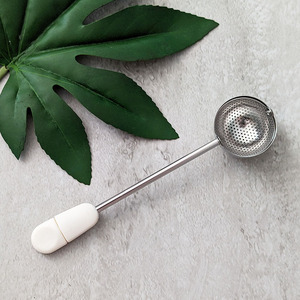 UJ-TI118 Boule à thé créative en acier inoxydable avec poignée rotative, infuseur à thé rond - Product Image 3