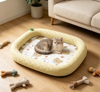 Tapis rafraîchissant pour animaux de compagnie, motif ours nœud papillon de dessin animé, entièrement enveloppant, avec bordure matelassée à bulles, respirant et gaufré, pour cage de chien et canapé