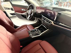 Voiture d'occasion - Modèle 2022, <span class=keywords><strong>BMW</strong></span> I3 <span class=keywords><strong>EDrive</strong></span> 35L, Transmission automatique, Version purement électrique - Product Image 3