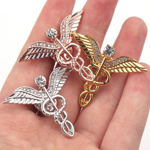 Venda quente Luxo 3D Angel Wings Broche Pinos Metal Badge Inlaid Diamond Gold Silver Finish Casting para Acessórios de vestuário - Product Image 4