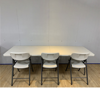 Table pliante en plastique HDPE rectangulaire légère de 244cm en vente