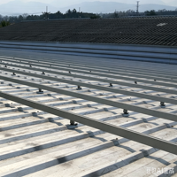 Support de montage solaire en aluminium, fixation en forme de L pour l'installation de panneaux photovoltaïques sur toit métallique