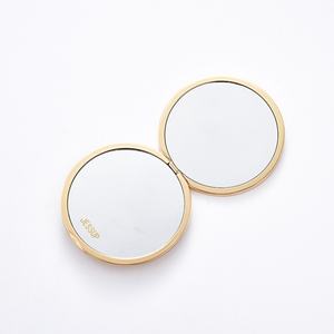Premium Gold Engrave Four-Leaf Clover Pattern Metal Folding Handy Handheld <b>Compact</b> <b>Mirror</b> - Product Image 6