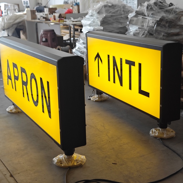 BP(L)-R-SHD LED Aviation Obstruction Lights IP54 Rated 5-Year Warranty FAA/ICAO/CAAC Compliant CRI90 Dimmable White/Yellow