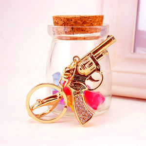 Portachiavi di Lusso a Forma di Pistola 3D in Lega di Zinco Placcata <span class=keywords><strong>Oro</strong></span> con Cristalli e Strass, Accessorio Moda Uomo - Product Image 3