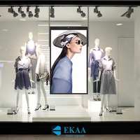 EKAA 55 Inci 3000/4000 Nits Layar LCD Digital Signage Dua Sisi untuk Jendela Toko, Terbaca di Bawah Sinar Matahari, Tanpa Kipas