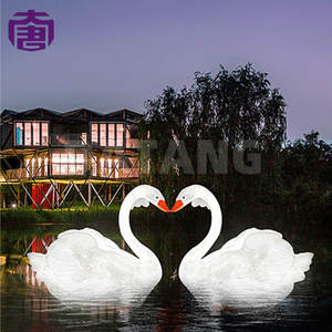 Juego de 2 Luces LED con Forma de Gansos, Clasificación IP65, para Jardín, Plaza, Festivales, Celebraciones Navideñas, Añaden un Encanto Estacional Único - Product Image 5