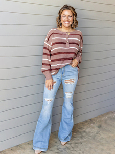 Nouvel arrivage de pantalons évasés déchirés extensibles pour femmes quatre saisons Jean en denim taille haute élégant <span class=keywords><strong>Botton</strong></span> Pantalon en denim long pour femme - Product Image 5