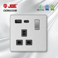 Prise USB à interrupteur DP 13A 1 gang norme britannique (Type A+C) à charge rapide en acier inoxydable IP20 pour usage domestique 110V/250V