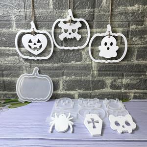 แม่พิมพ์ซิลิโคนปูนปลาสเตอร์สำหรับตกแต่งโต๊ะรูปแหวนฟักทองพร้อมจี้รูปค้างคาว รุ่น M60176 - Product Image 3