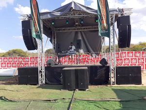 Caixa de Som Ativa Line <span class=keywords><strong>Array</strong></span> Portátil de 12" 450W VRX932 com DSP para Atacado Uso Interno e Externo - Product Image 3