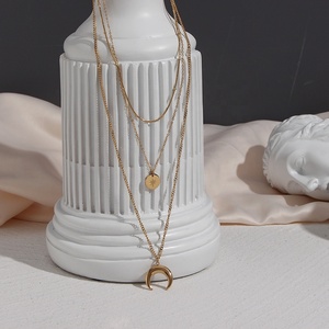 Collier en acier inoxydable doré à plusieurs couches avec lune et étoile, bijoux tendance <span class=keywords><strong>2022</strong></span> - Product Image 6