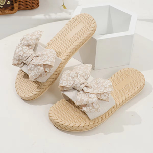 Women's Fashion Trend Lace Bow Slippers Non-Slip Wear-Resistant Comfortable Soft Sole Flat Heel <b>Sandals</b> - Product Image 3