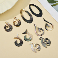 Pendentif personnalisable en nacre noire de Tahiti, forme irrégulière fantaisie, pour la fabrication de colliers, boucles d'oreilles et bijoux DIY