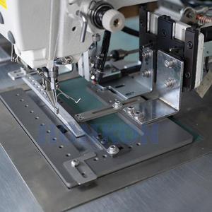 Máquina de Coser Industrial HK-3020MS para Confección de Prendas con Transporte Automático de Tela VE LCRO - Product Image 4