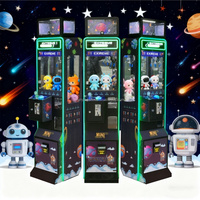 Vente en gros de jouets à pièces World Mini Machine à griffes Jouet cadeau Poupées Grabber Arcade Grue Griffe Prix Distributeur automatique